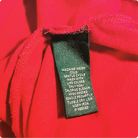 Lauren Ralph Lauren Women’s Plus Size Red Split Neck Gold Toggle Detail Top 2X - Picture 6 of 10